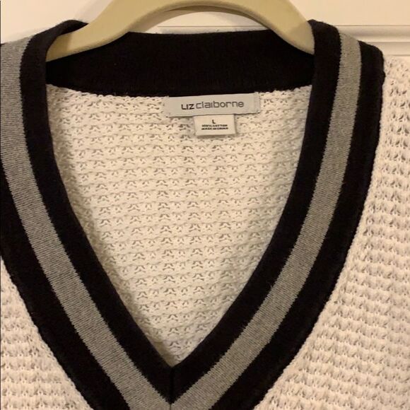 Liz Claiborne sweater  - Picture 2 of 6